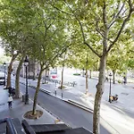 Superb Parisian Cocoon Near The Canal De L\'Ourcq